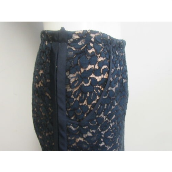 J MENDEL navy lace straight skirt sz 10 - Picture 3 of 5